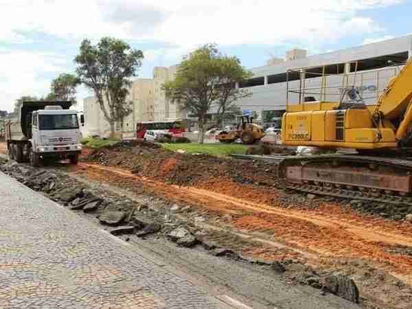 Emdec-altera-a-circulação-de-veículos-em-trecho-de-obras-do-BRT.jpg