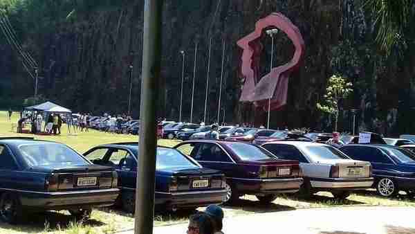 Pedreira-do-Chapadão-tem-exposição-de-veículos-clássicos-neste-domingo.jpg