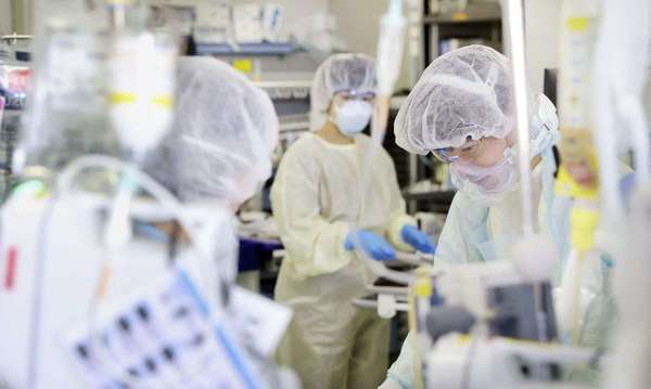 Tóquio entra em alerta devido à reincidência de casos de covid-19