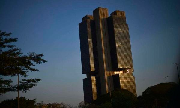 Banco Central anuncia lançamento da nota de R$ 200