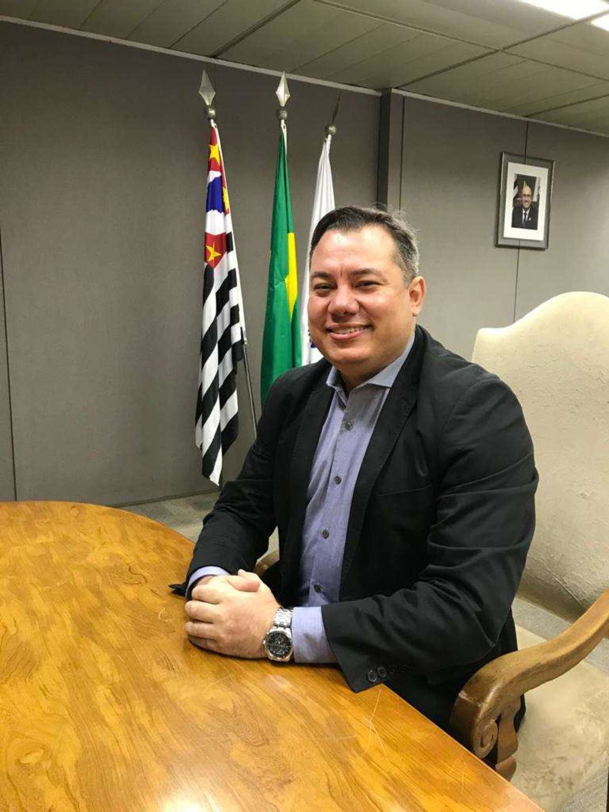 Prefeito anuncia novo presidente da Setec