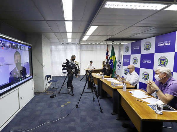 Primeira fase de vacinação contra a Covid-19 começa no dia 25 de janeiro