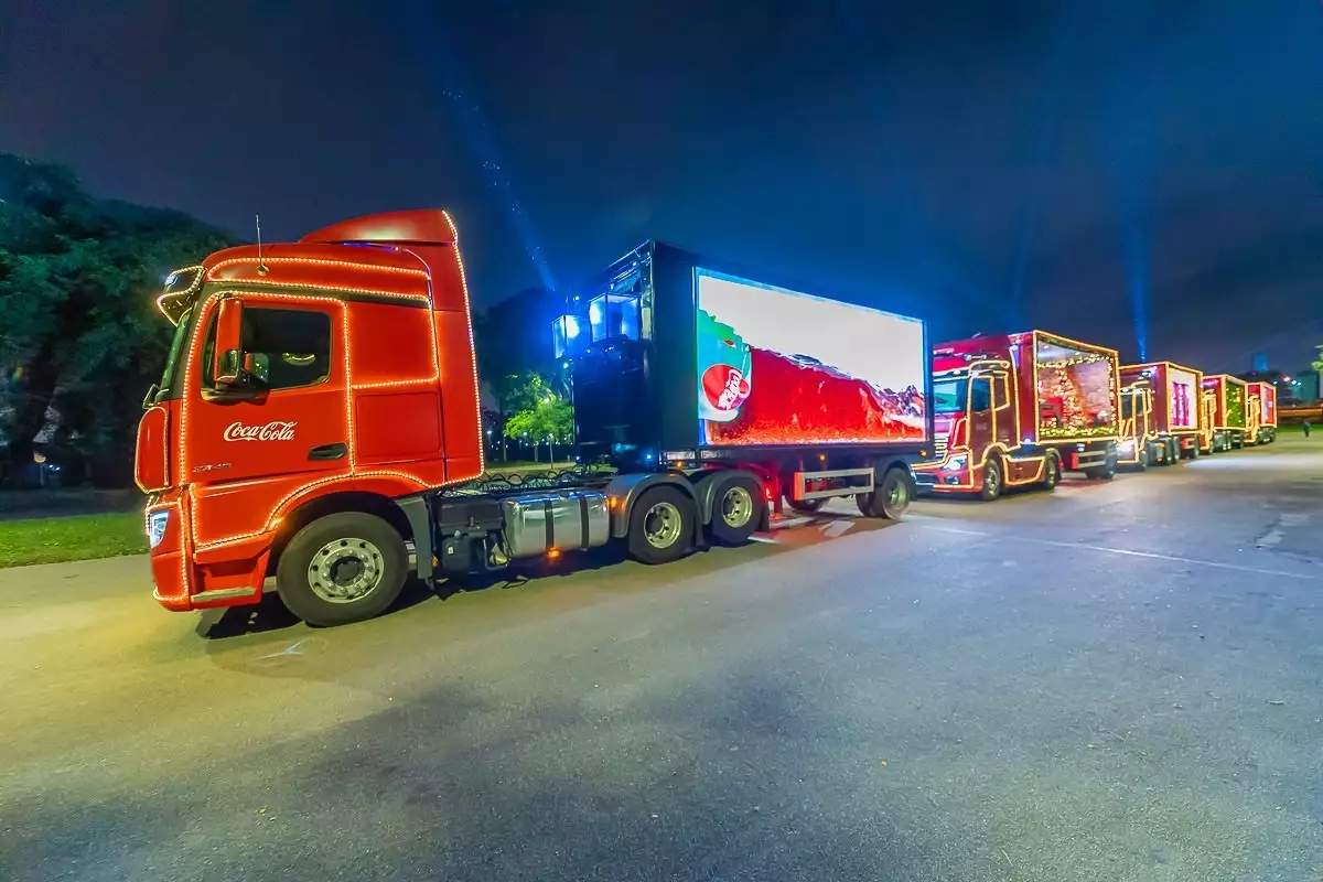 Campinas recebe domingo a Caravana Iluminada de Natal da Coca-Cola