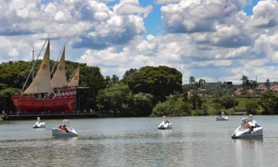 Veja o que abre e fecha durante o feriado prolongado de 15 de novembro