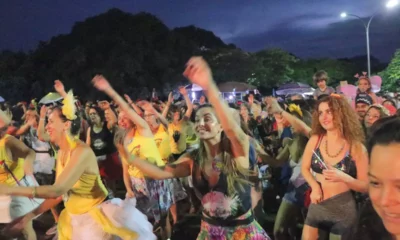 Carnaval da Retomada atrai 100 mil foliões às ruas de Campinas