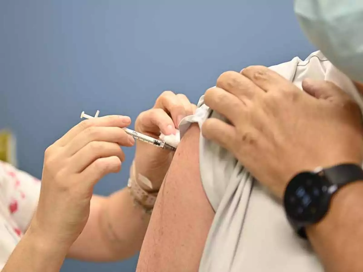 Campinas já aplicou mais de 31,4 mil de doses da vacina bivalente