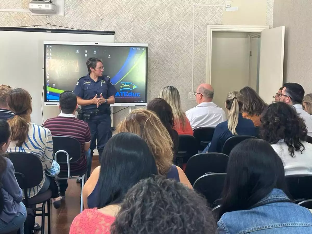 Formação sobre o programa Égide chega às escolas das regiões Norte e Leste