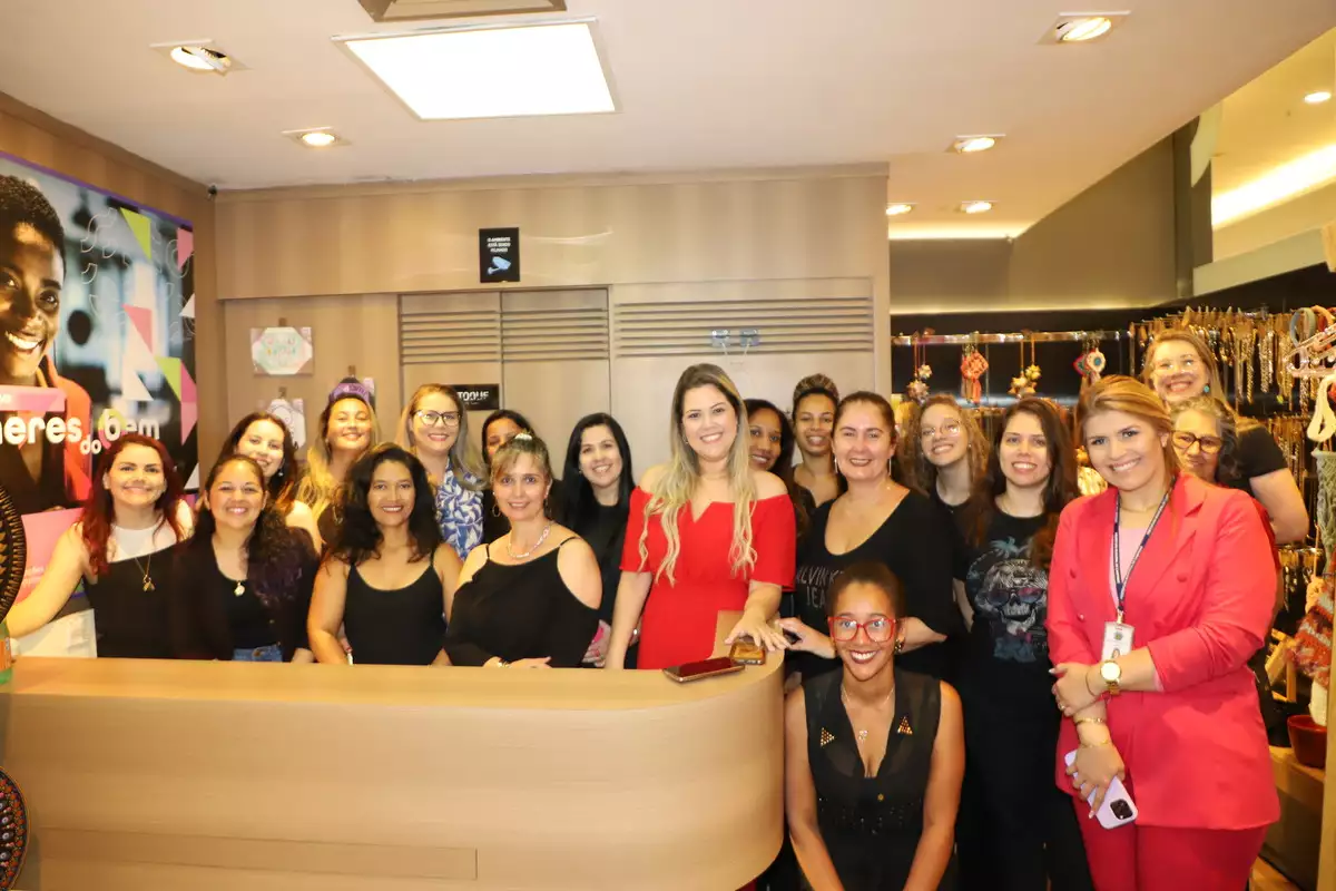 Nova turma do programa Mulheres Empreendedoras assume Loja Colaborativa