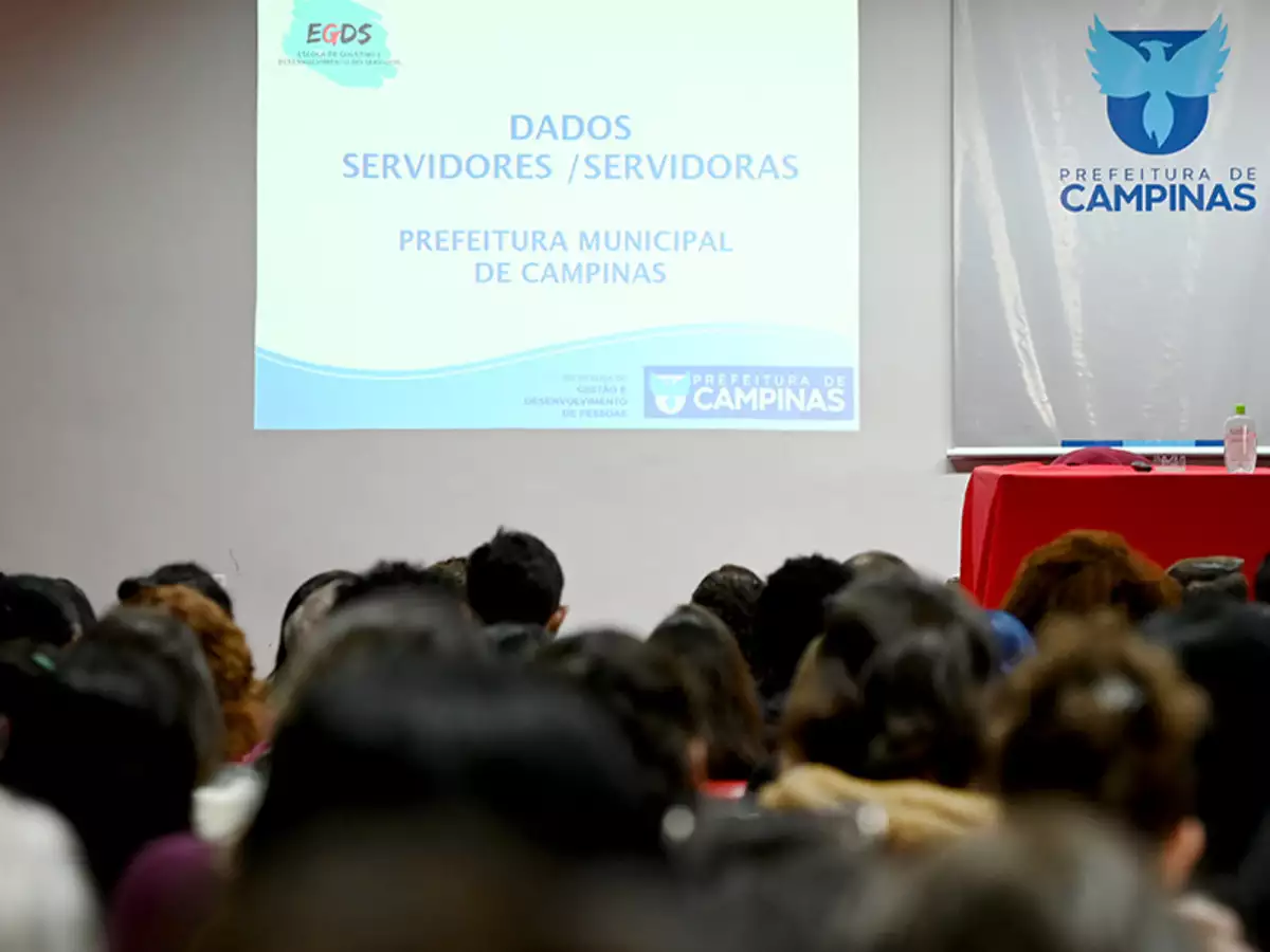 Integração reúne cerca de 200 novos servidores no Salão Vermelho