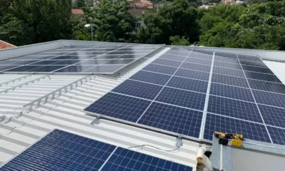 Painéis solares fotovoltaicos na Fumec geram economia e energia limpa