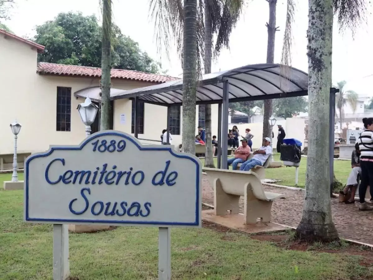 Setec finaliza licitação para construção de novo muro no Cemitério de Sousas