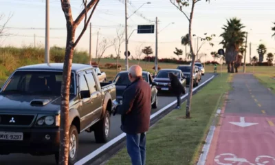 Emdec faz ação educativa para redução de velocidade em área de travessia de animais