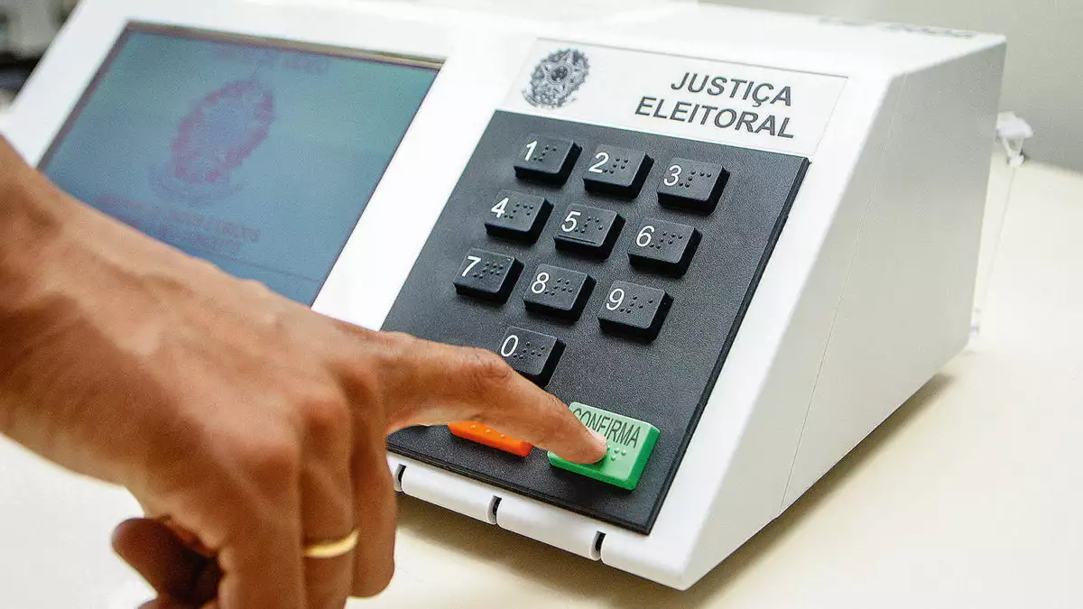 Prazo para regularizar título de eleitor termina em 3/7 para votar em conselheiros tutelares