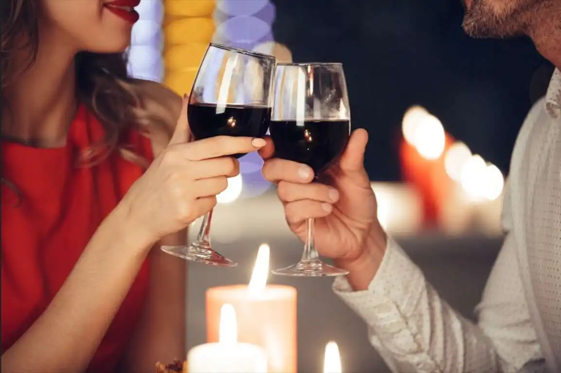 Inverno harmonizado com vinho, fondue e boa música