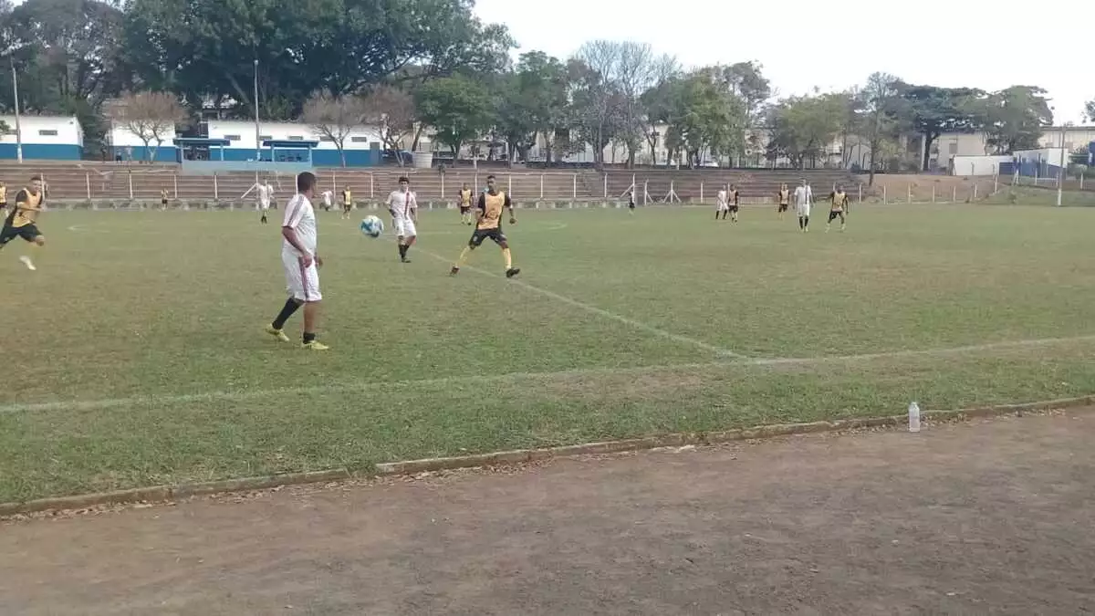 Campeonato de Futebol Amador tem rodada decisiva neste domingo