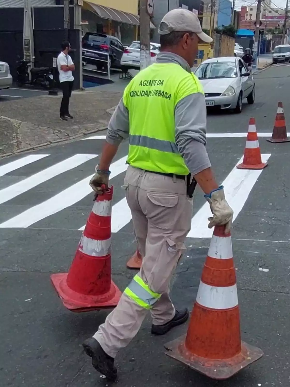 Trecho da rua José Ifanger volta a ficar bloqueado entre 14 e 31 de agosto