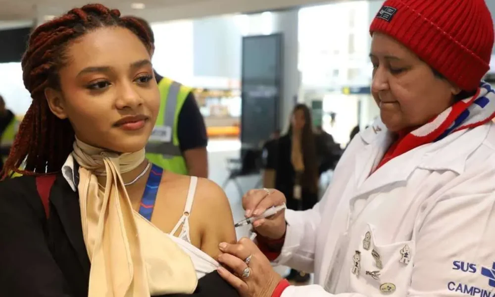 Saúde de Campinas inicia ação especial de vacinação no Aeroporto de Viracopos; veja orientações
